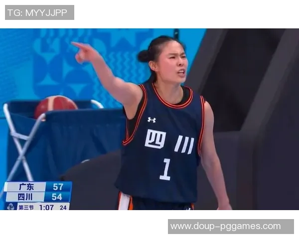 最终5.1秒！广东抢先6分，四川主教练扭头就走，请注意李梦和郑薇！